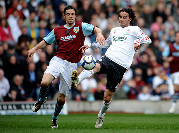 让队员和自 让队员和自